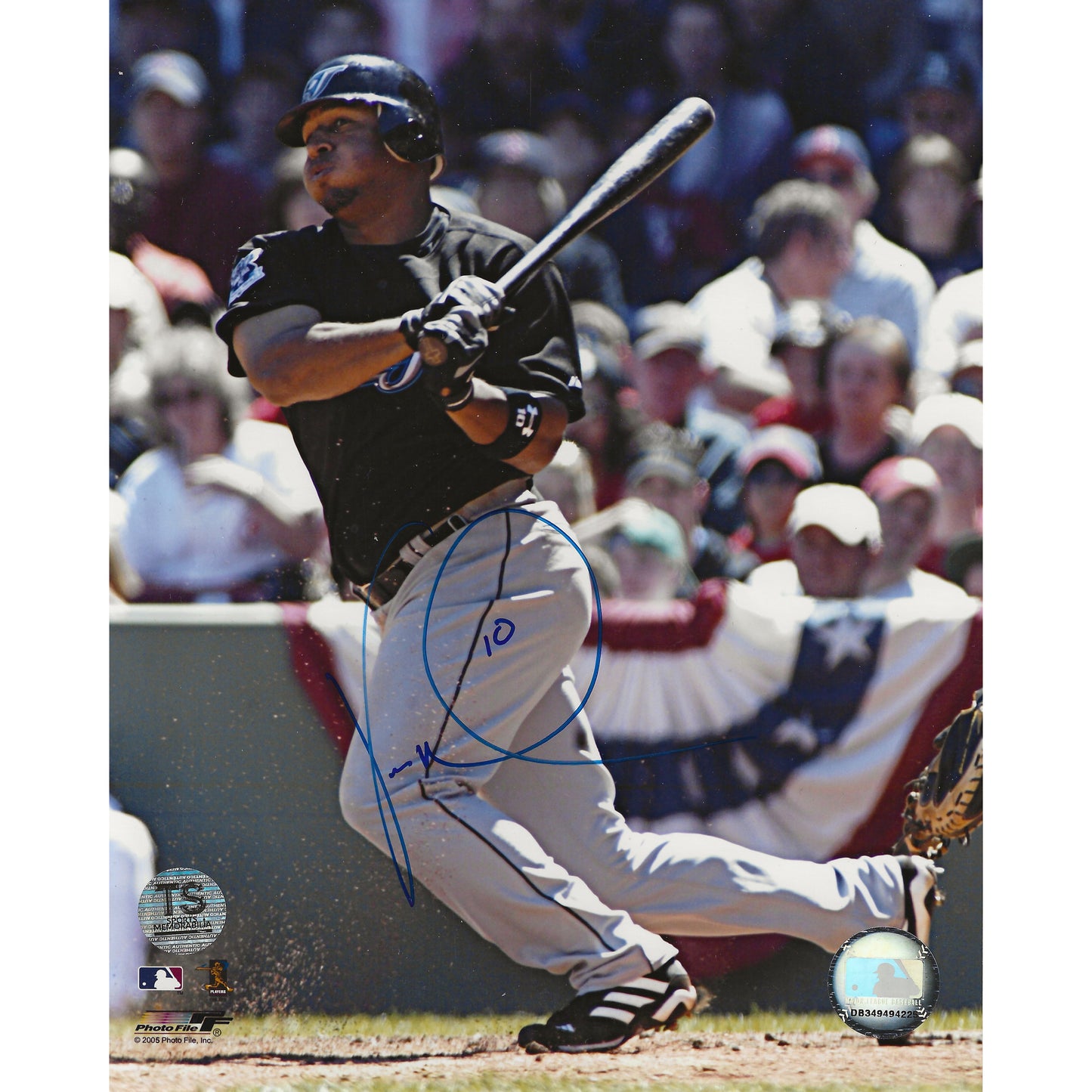 Vernon Wells Autographed Toronto Blue Jays Swinging 8x10 Photo