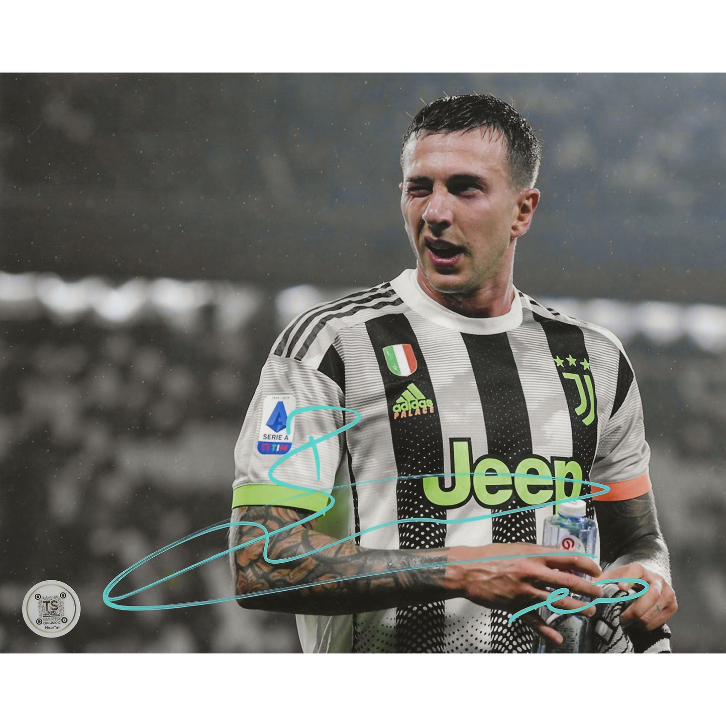 Federico Bernardeschi Autographed Juventus F.C. 8x10 Photo