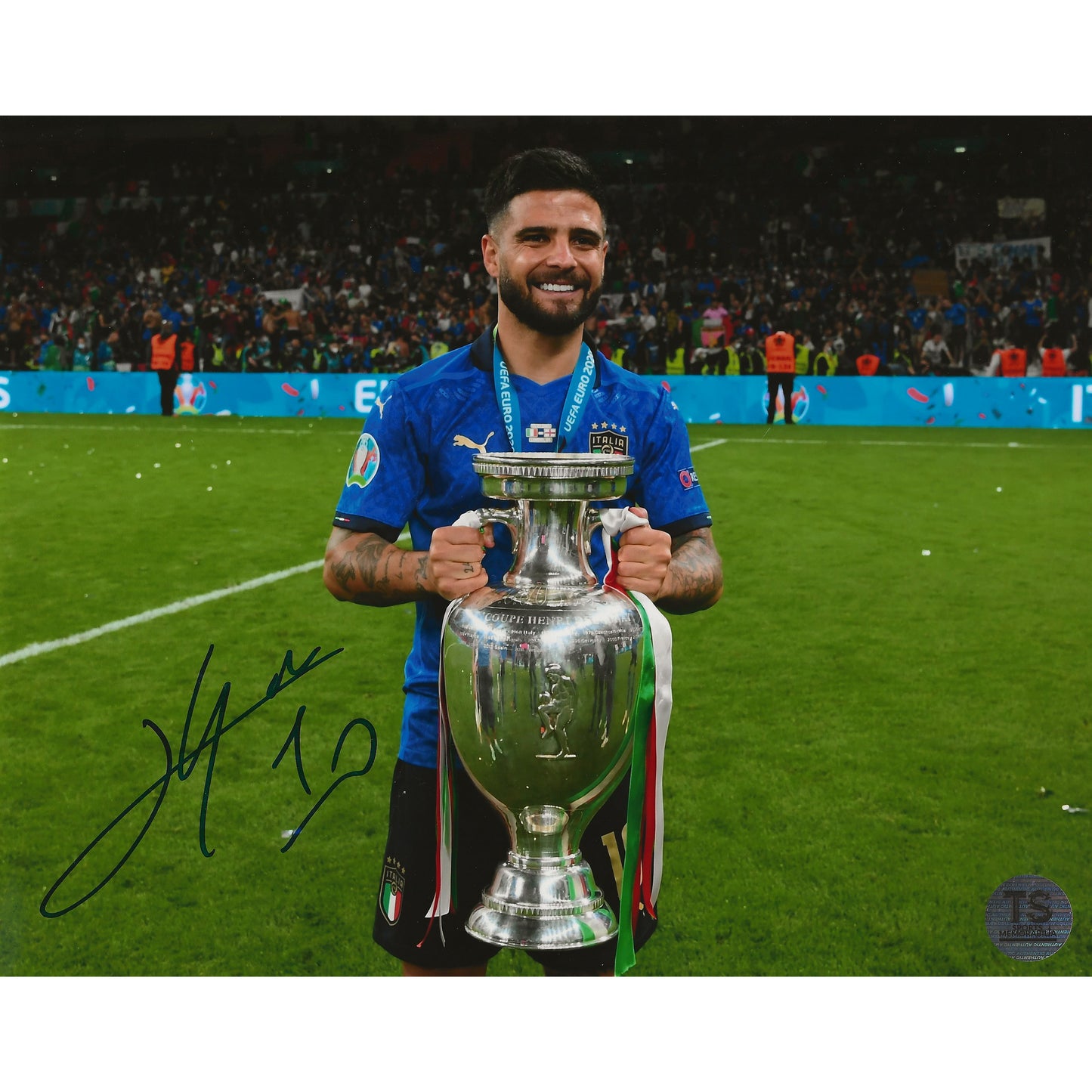 Lorenzo Insigne Autographed Italian National Soccer Team UEFA Euro 2020 Celebration 8x10 Photo