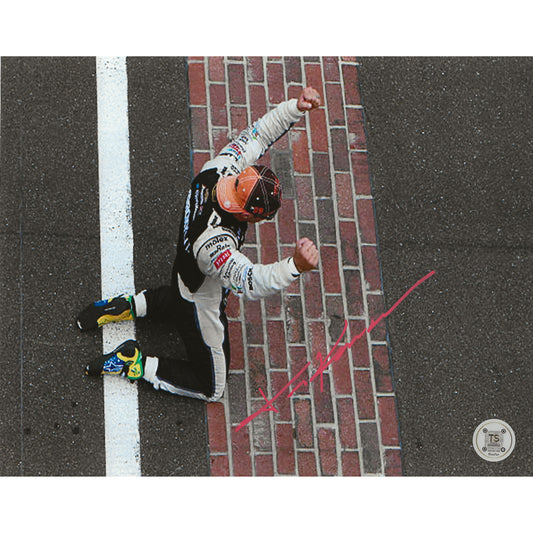 Tony Kanaan Autographed Indianapolis 500 Finish Line Celebration 8x10 Photo